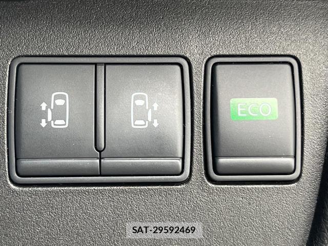 Nissan SERENA 2016-07 8072372-5