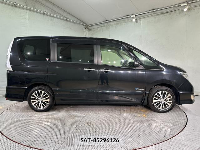 Nissan SERENA 2015-03 8072385-13