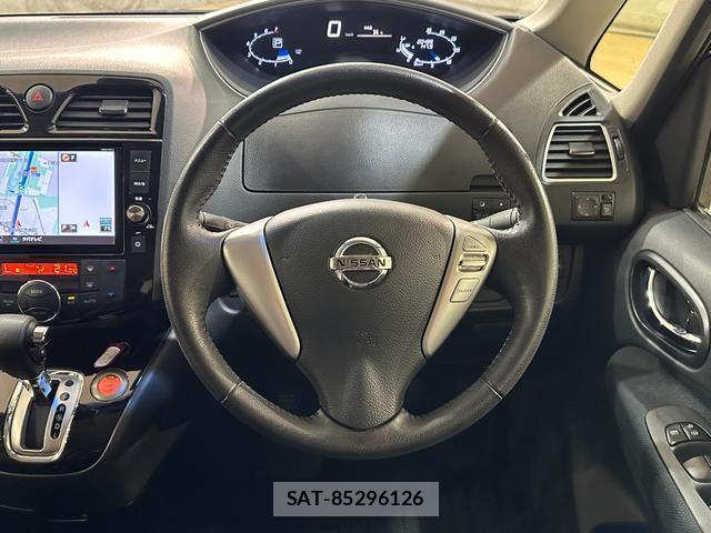 Nissan SERENA 2015-03 8072385-6