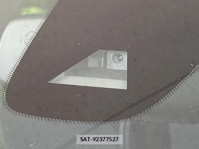 Nissan SERENA 2014-01 8072388-5
