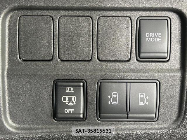 Nissan SERENA 2021-03 8072393-6