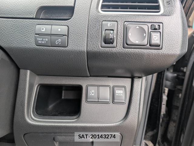 Nissan SERENA 2013-03 8072474-16