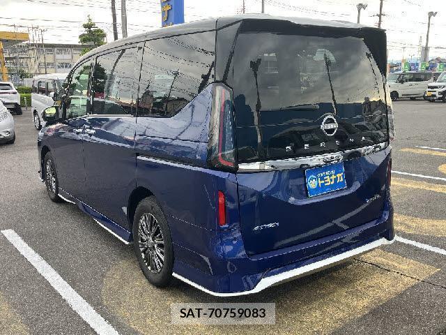 Nissan SERENA 2023-07 8072520-5