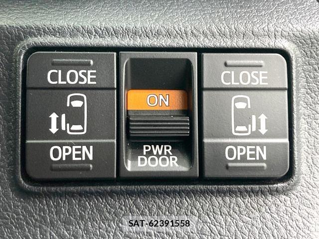 Toyota SIENTA 2020-07 8071284-2