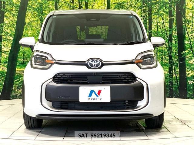 Toyota SIENTA 2026-01 8071285-14
