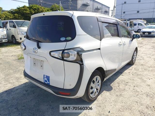 Toyota SIENTA 2016-07 8071362-4