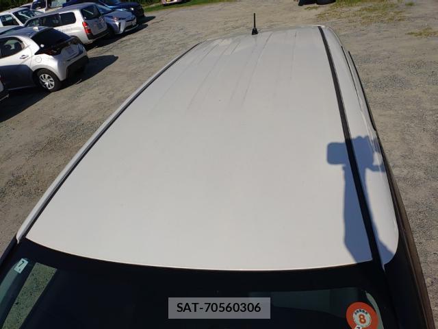 Toyota SIENTA 2016-07 8071362-6
