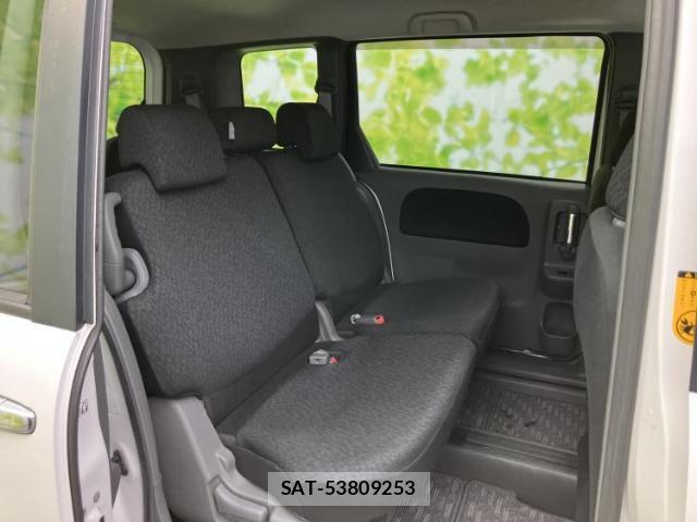 Toyota SIENTA 2011-10 8071387-4