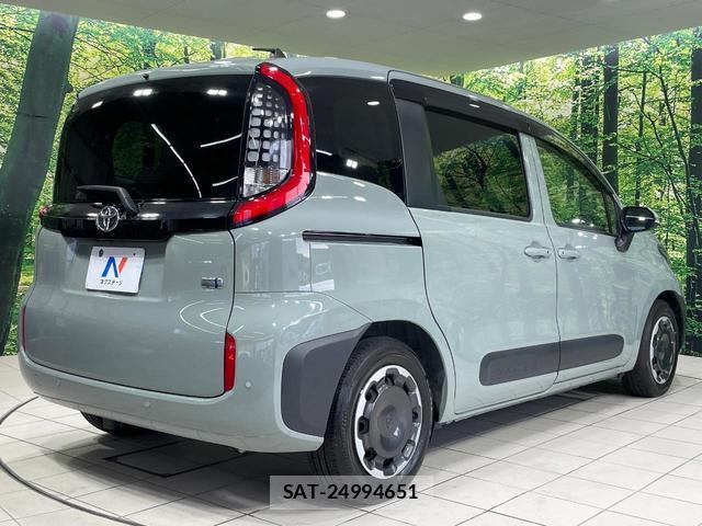 Toyota SIENTA 2023-04 8071449-16