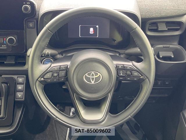 Toyota SIENTA 2023-07 8071489-11