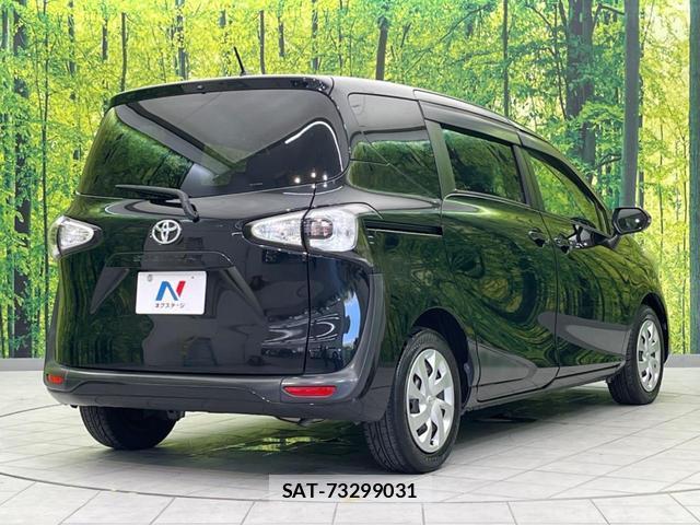 Toyota SIENTA 2016-12 8071654-16