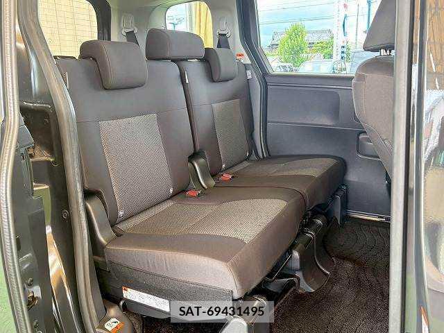 Toyota SIENTA 2023-03 8071686-5