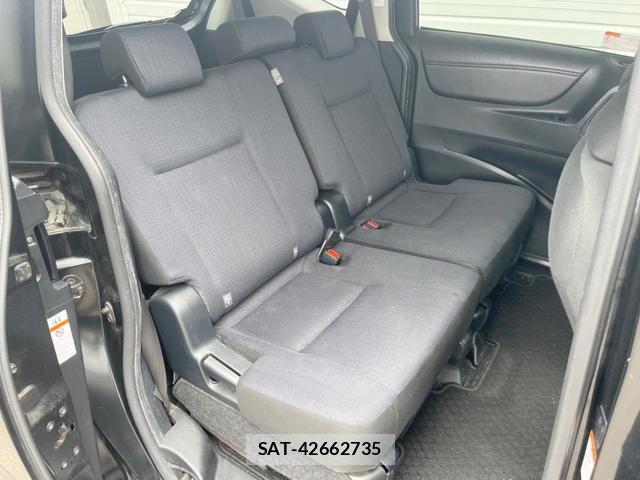 Toyota SIENTA 2016-10 8071735-8