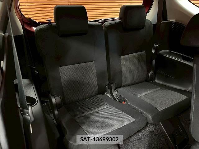Toyota SIENTA 2021-09 8072369-12