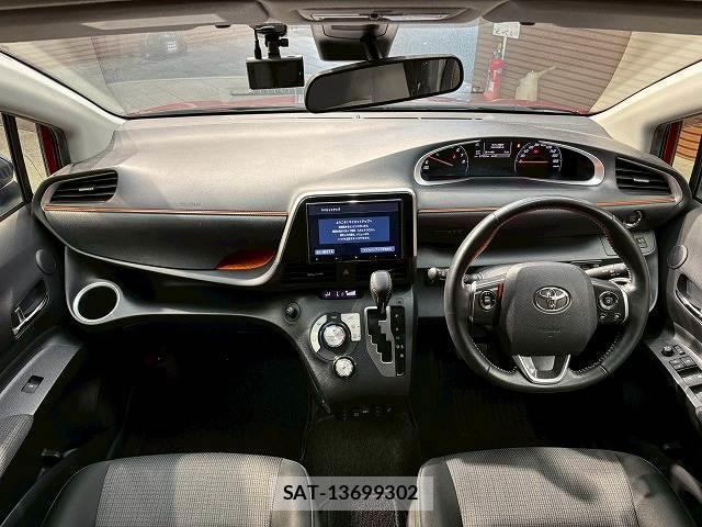 Toyota SIENTA 2021-09 8072369-2