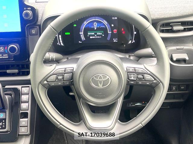 Toyota SIENTA 2026-04 8072398-11