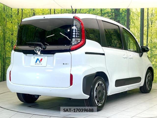 Toyota SIENTA 2026-04 8072398-17