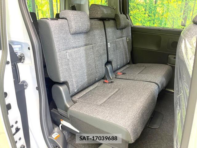 Toyota SIENTA 2026-04 8072398-8