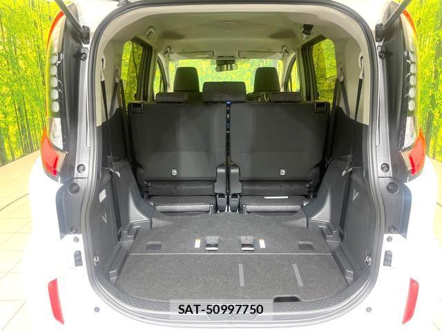 Toyota SIENTA 2026-03 8072409-10
