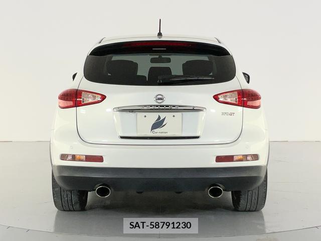 Nissan SKYLINE CROSSOVER 2013-07 8072248-1