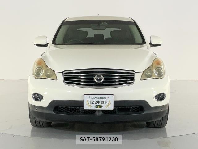 Nissan SKYLINE CROSSOVER 2013-07 8072248-2