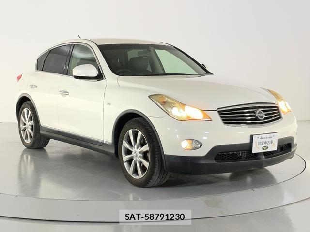Nissan SKYLINE CROSSOVER 2013-07 8072248-8