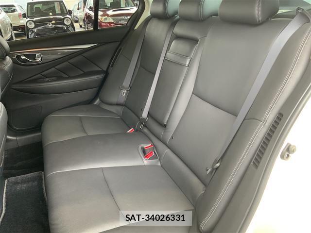 Nissan SKYLINE 2019-04 8072465-12