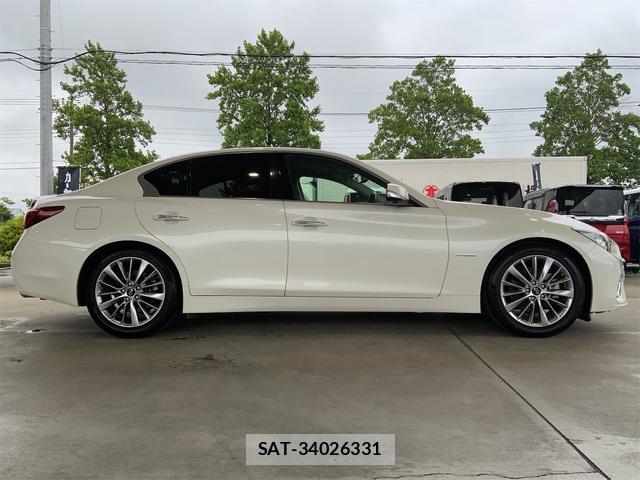 Nissan SKYLINE 2019-04 8072465-3
