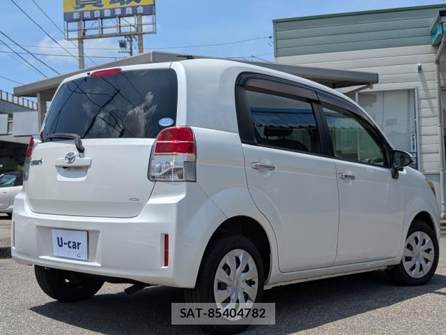 Toyota SPADE 2012-09 8072473-12