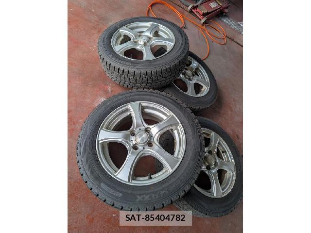 Toyota SPADE 2012-09 8072473-17