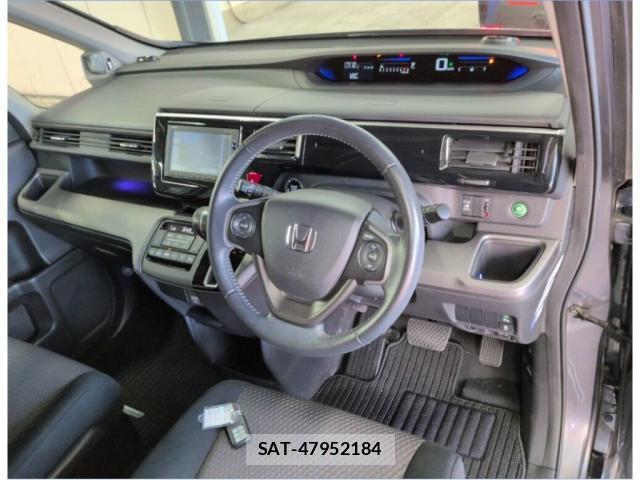 Honda e 2016-01 8070903-2