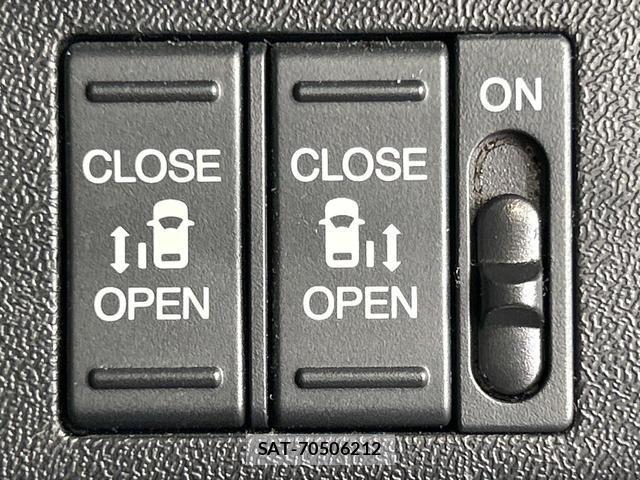 Honda e 2018-11 8071124-5