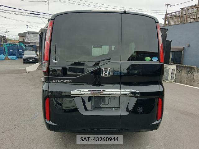Honda e 2017-07 8070952-5