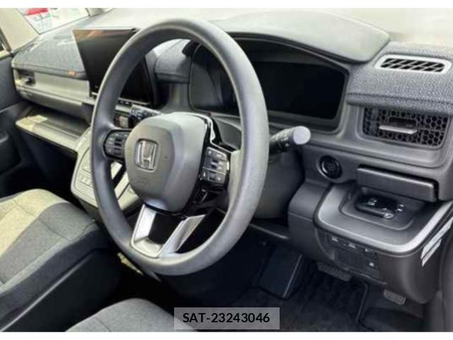 Honda e 2023-07 8071761-2