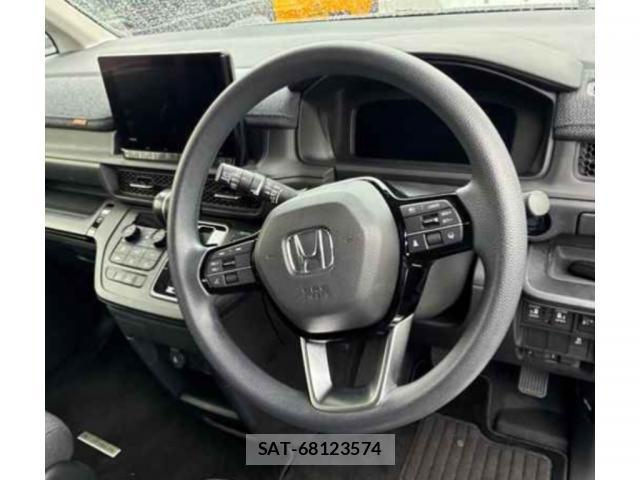 Honda e 2023-06 8071834-2