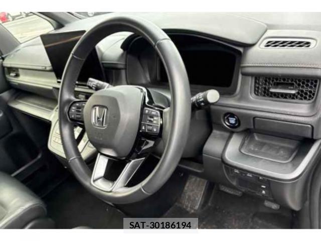 Honda e 2022-07 8071838-2