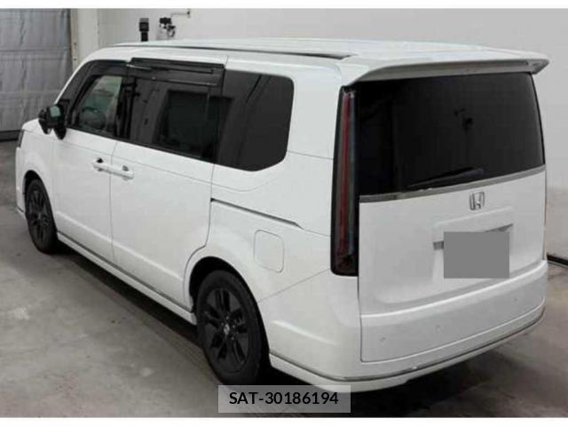 Honda e 2022-07 8071838-4