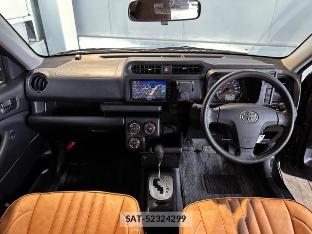 Toyota SUCCEED 2019-06 8072028-11