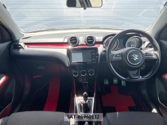 Suzuki SWIFT 2023-08 8071742-1