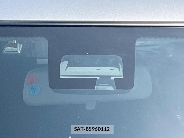 Suzuki SWIFT 2023-08 8071742-4