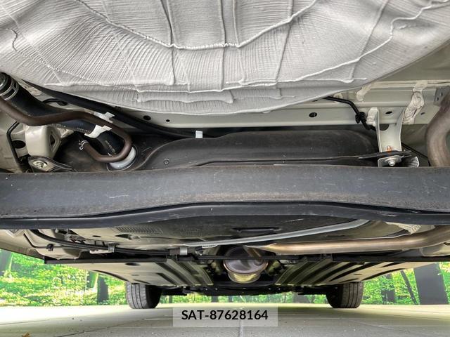 Suzuki SWIFT 2024-08 8071146-17