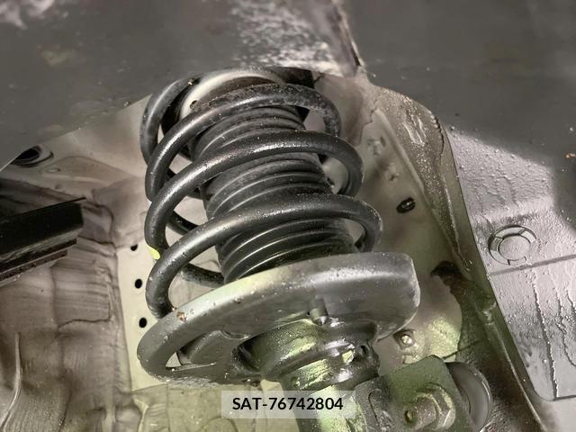 Suzuki SWIFT 2025-02 8071385-19