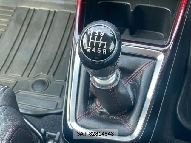 Suzuki SWIFT 2017-12 8072152-19