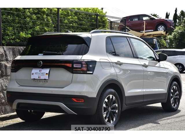 VolksWagen T-CROSS 2023-07 8072477-12