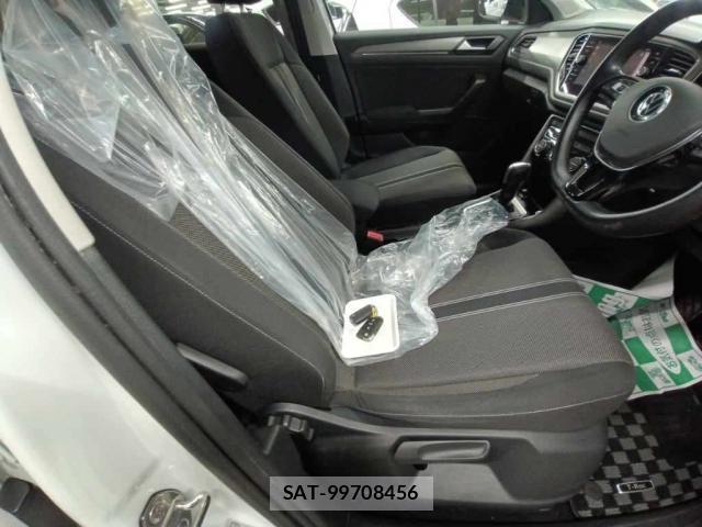 VolksWagen T-ROC 2022-04 8071009-4