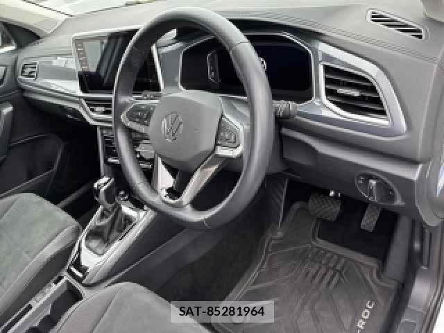 VolksWagen T-ROC 2023-09 8071012-2