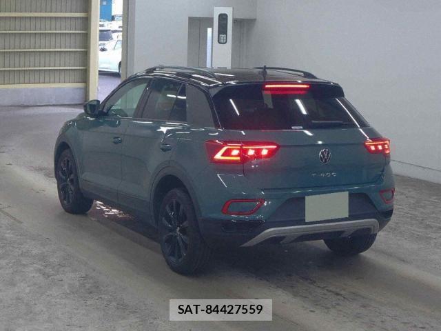 VolksWagen T-ROC 2024-03 8072175-1