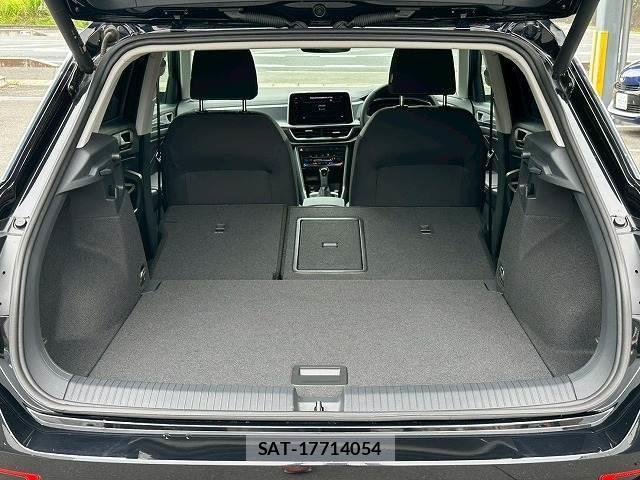 VolksWagen T-ROC 2023-07 8072450-12