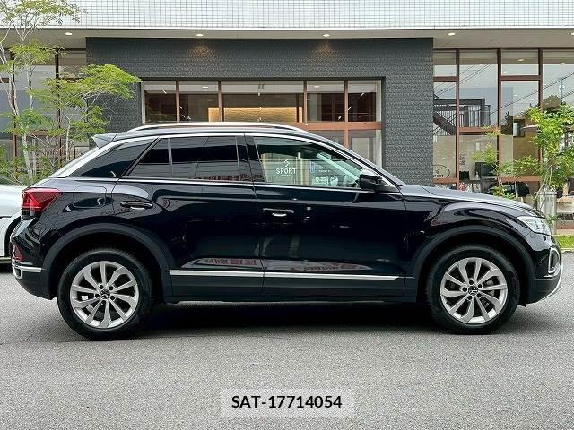 VolksWagen T-ROC 2023-07 8072450-17