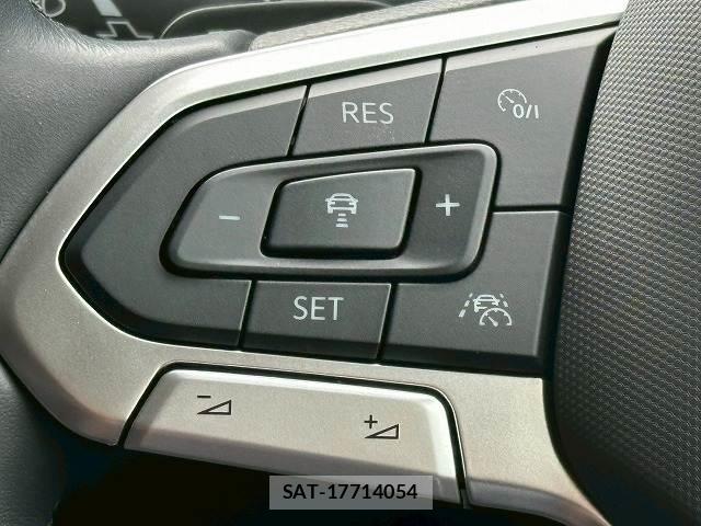VolksWagen T-ROC 2023-07 8072450-7